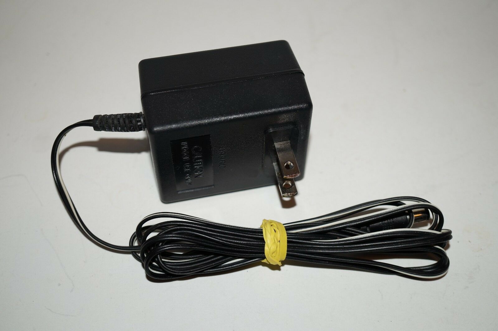 *Brand NEW* 9V 600mA for D7-10-02 AC Adapter Power Supply