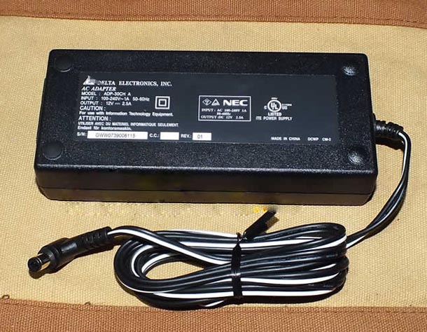 Delta NEC 12V 2.5A ADP-30CH A AC Adapter 6.5*3mm