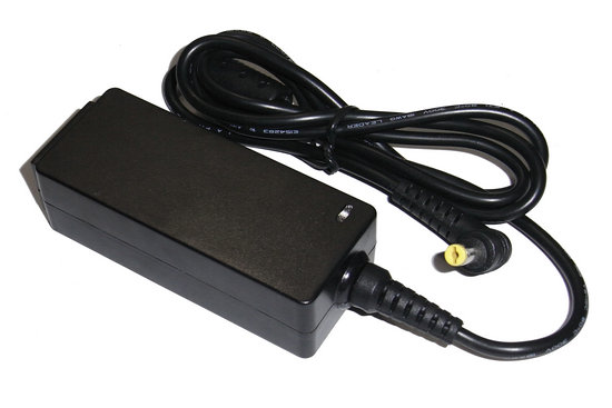 Dell 19V 1.58A 30W Y200JLC.ADT00.006 ADP-50SB REV.C Laptop AC Adapter